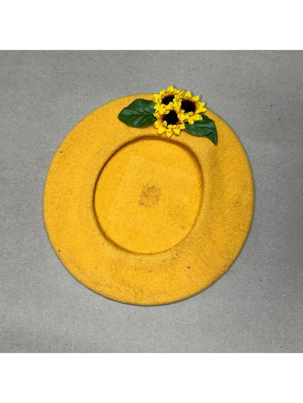 Vintage Marigold Yellow Wool Felt Beret with Sunflower Floral Appliqué